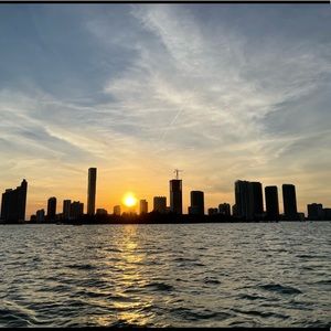 Meet your Posher, Cam